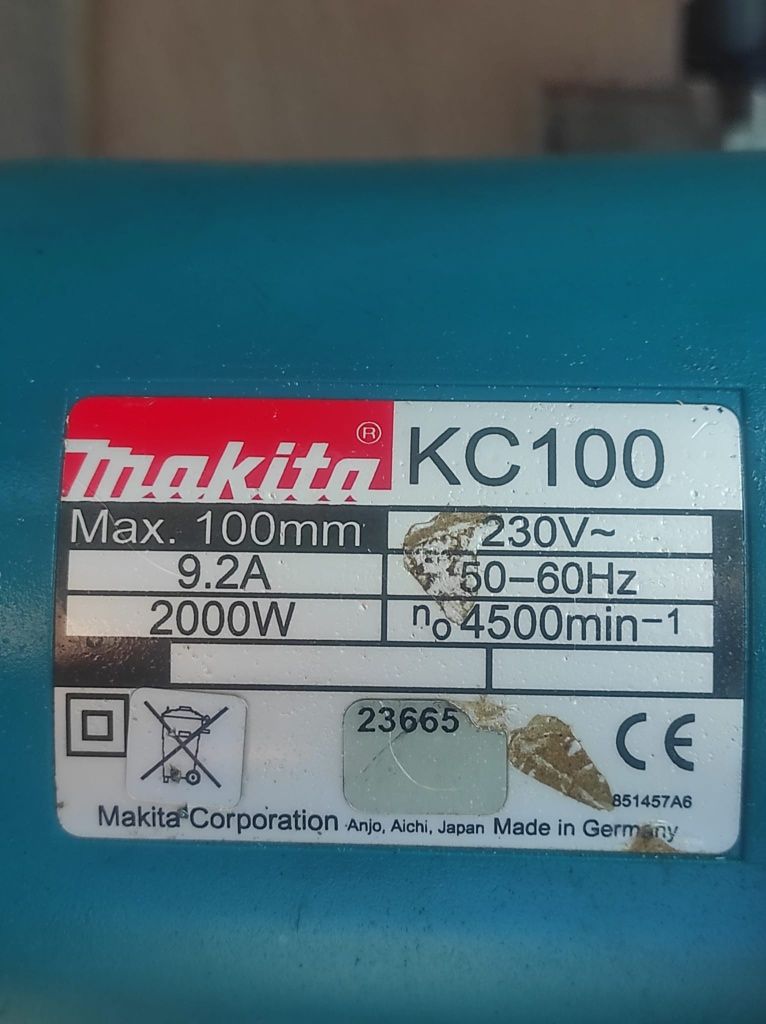 Semuitor MAKITA KC 100 cu motor de 2000 W