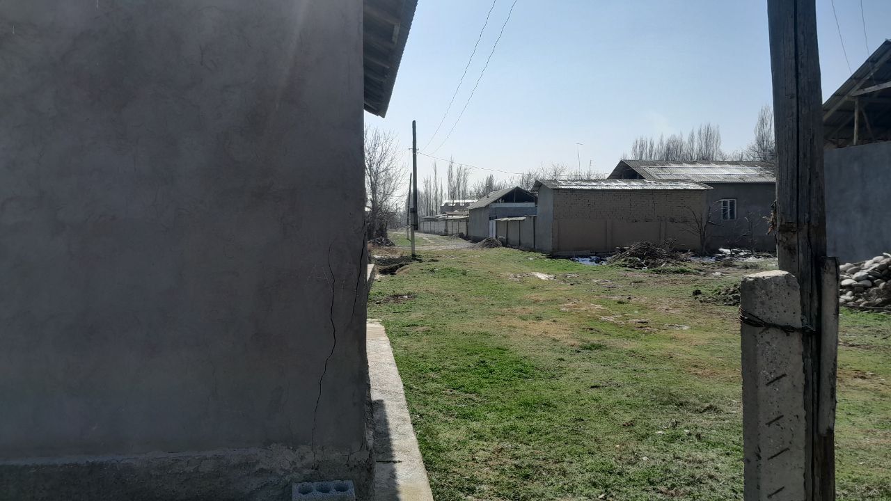Yer sotiladi srochna