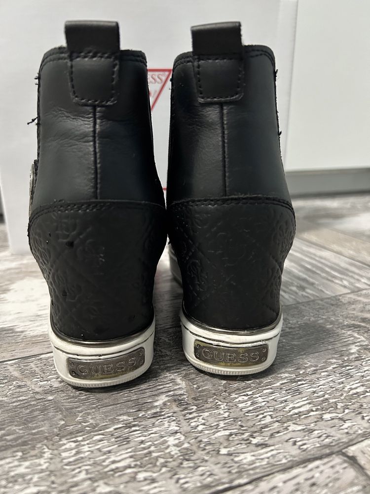 Дамски кожени боти Guess размер 36