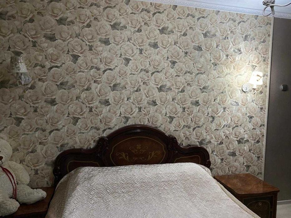 Продам  3 комнатную квартиру улучшенной планировки  в районе авторынка