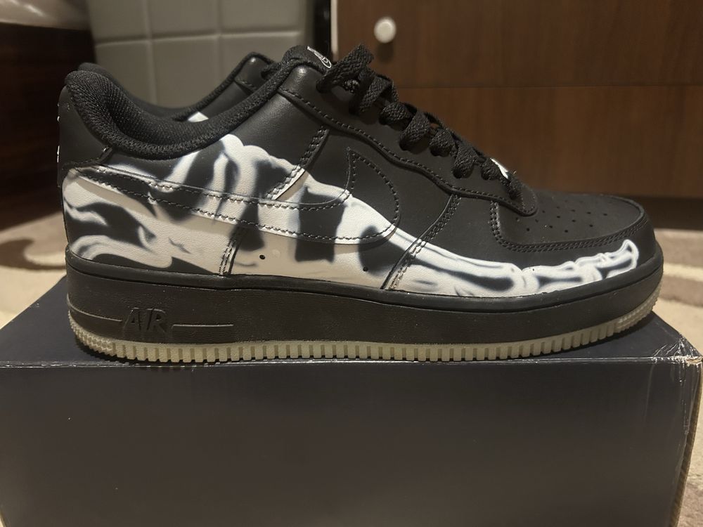 Nike Air Force 1 Skeleton QS обувки