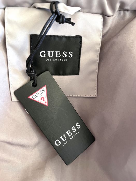Ново яке Guess, размер М