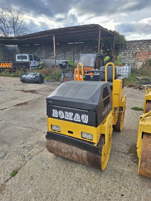 Vand / Inchiriez Cilindru Compactor BOMAG AMMANN