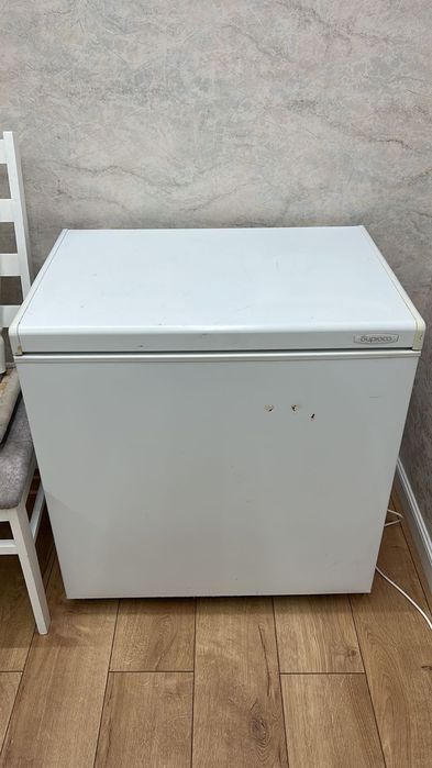 Продам морозильник