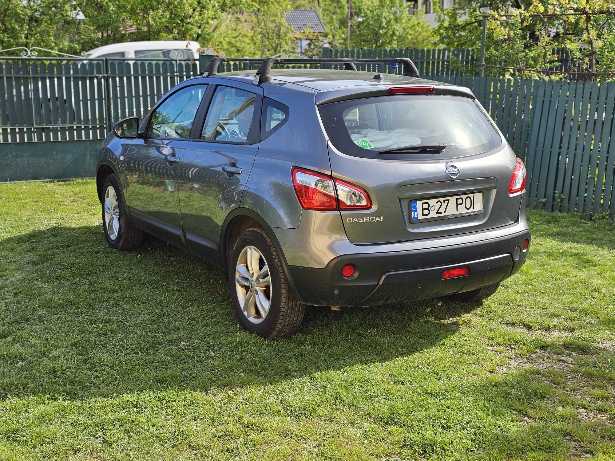 Nissan Qashqai 2010, facelift benzina si gpl