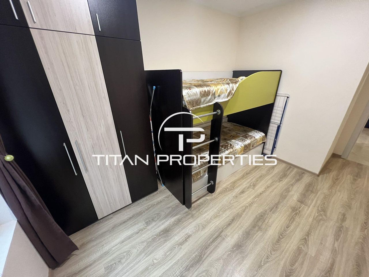 Дава се под наем Тристаен апартамент в Бургас, Сарафово - 93 кв.м за 612 € - Снимка #6