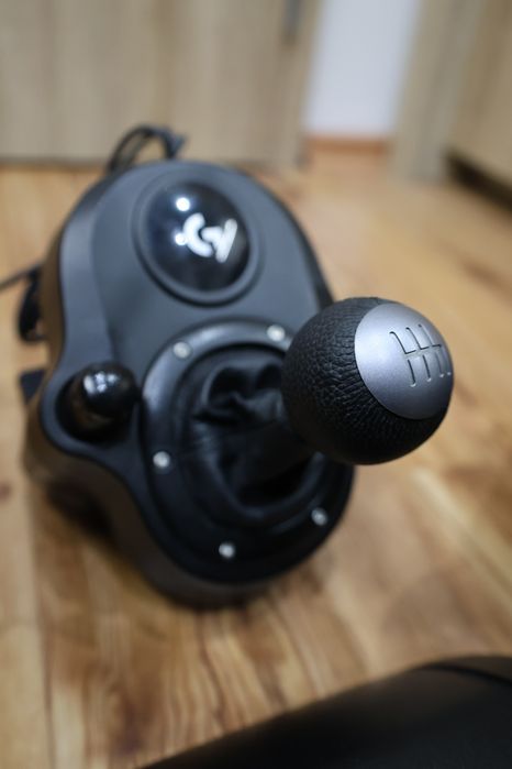 Волан Logitech G29 + Shifter