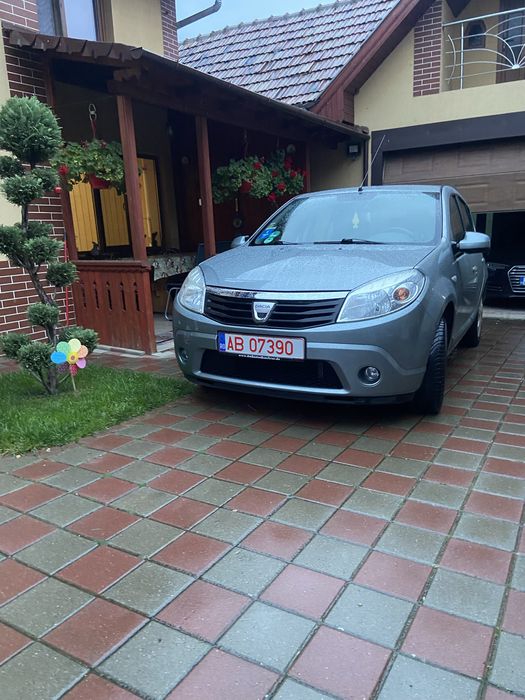 Vand Dacia Sandero, 1.6 Benzina, 2009