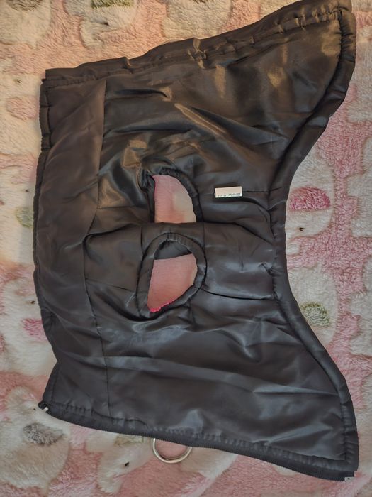 Продавам елече за куче, размер С