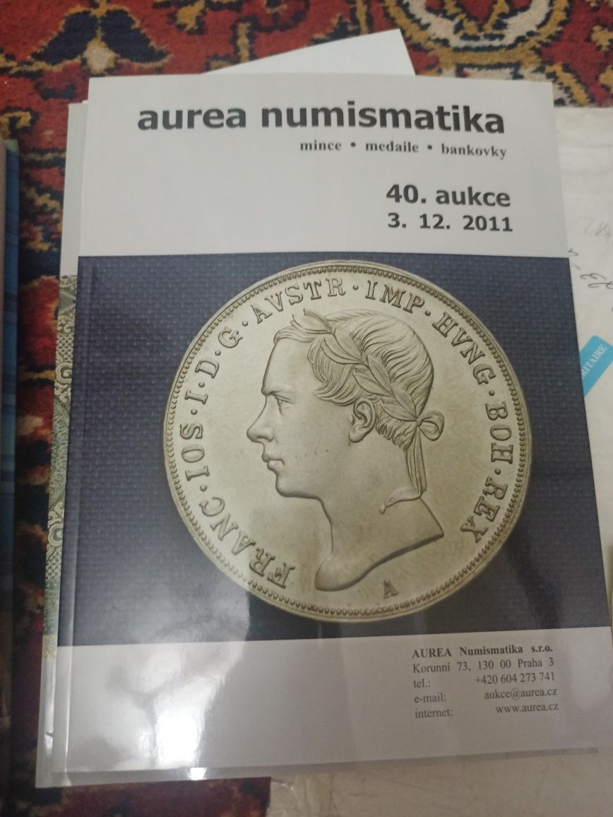 Книги аукционные , для коллекционеров юристов и нунизматов на чешском.