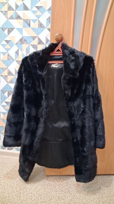 Продам шубу 44-46 размер