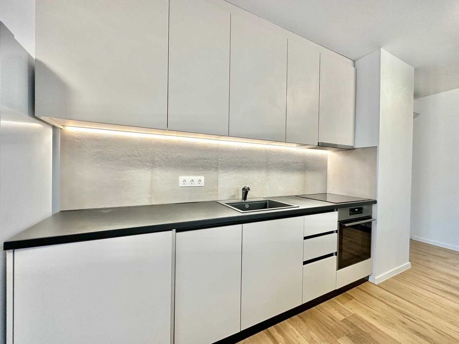 Продава се Двустаен апартамент в София, Белите брези - 66 кв.м за 2394 €/кв.м - Снимка #4