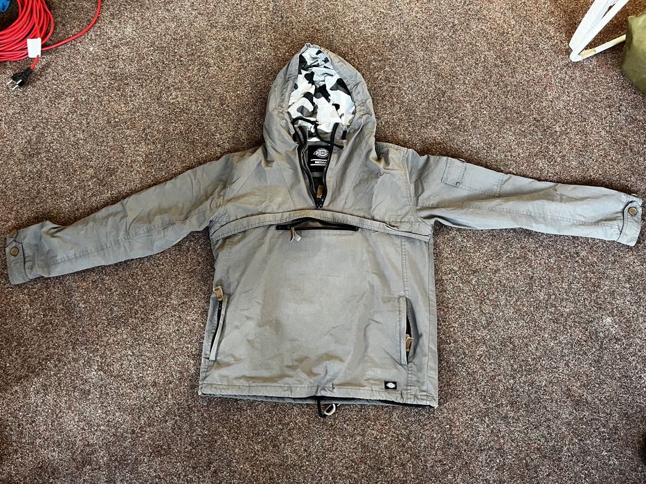 Дрехи за активна дейност