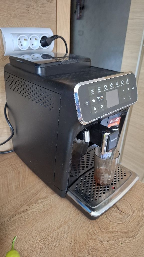 Кафеавтомат Philips EP4346/71 серия 4300,