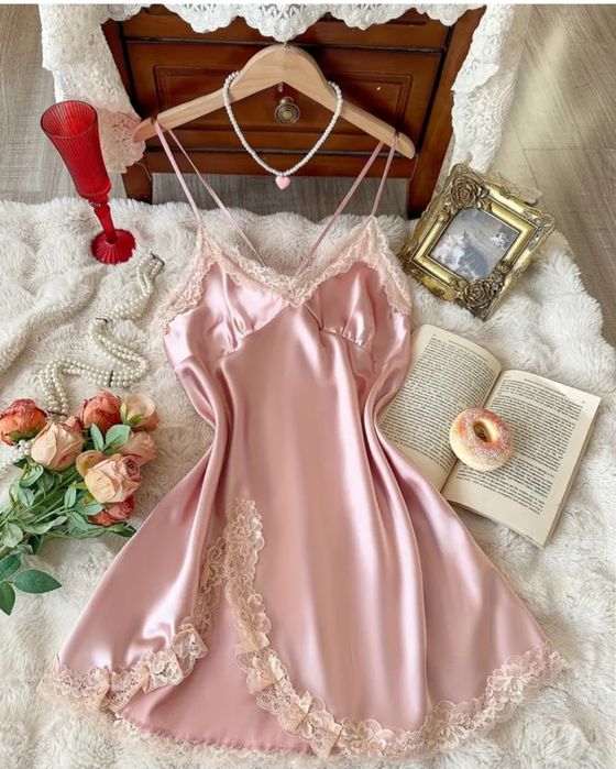 Pijamale de Lux-Noi 55 lei