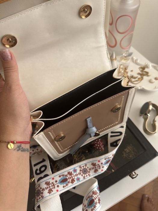 Малка дамска чанта в синьо и кафяво