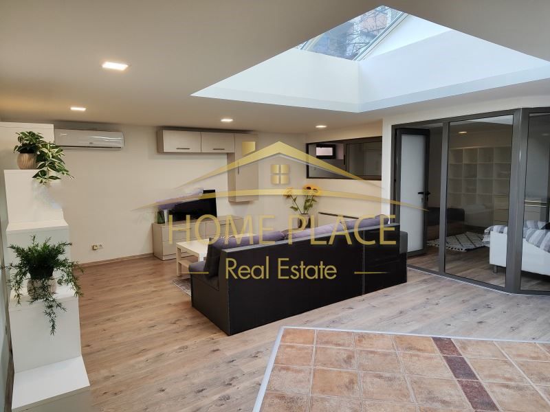 Дава се под наем Четиристаен апартамент в Варна, Спортна зала - 100 кв.м за 561 € - Снимка #2