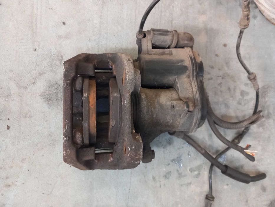 Etrier electric BMW F10 stanga + dreapta spate