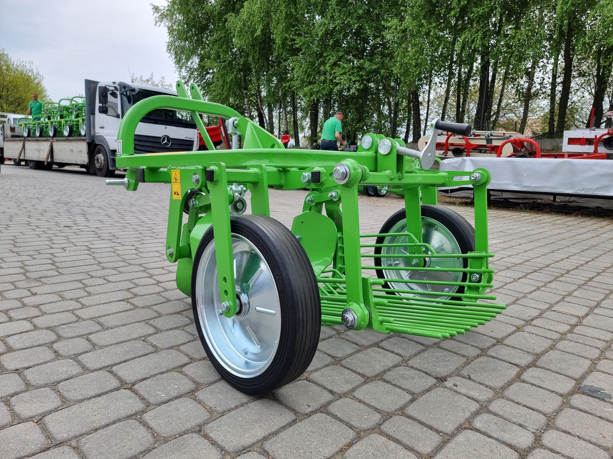 Masina de scos cartofi 1 randuri pentru mic tractor - Piese de schimb