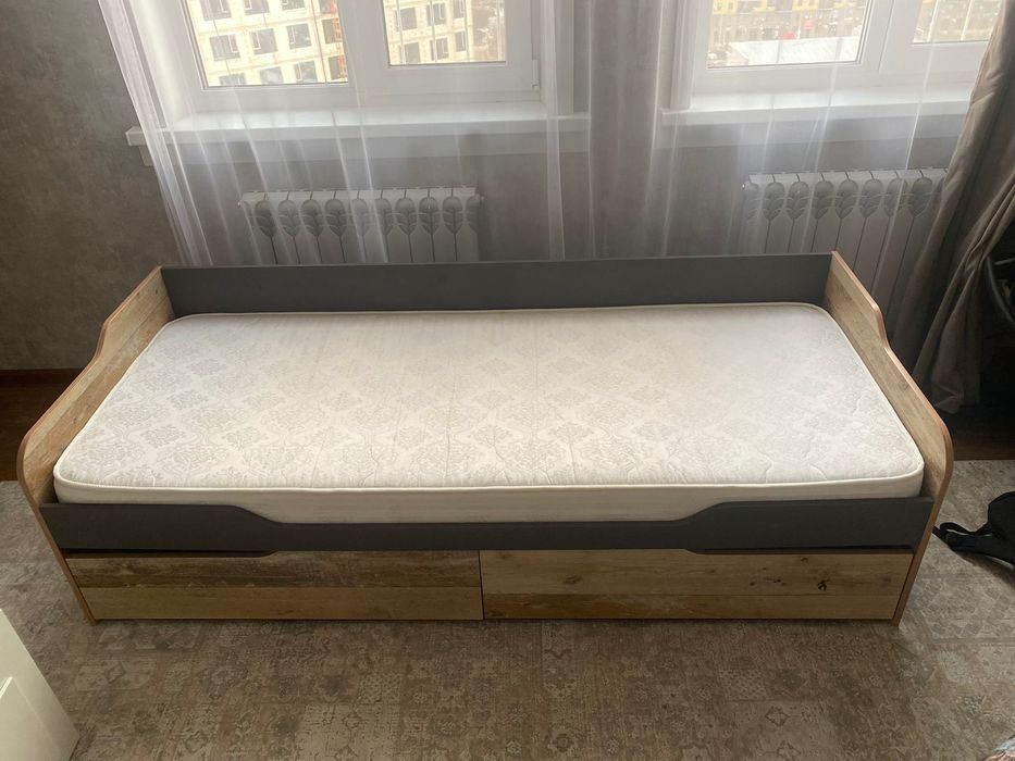 Кровать с двумя ящиками "Кристофер"