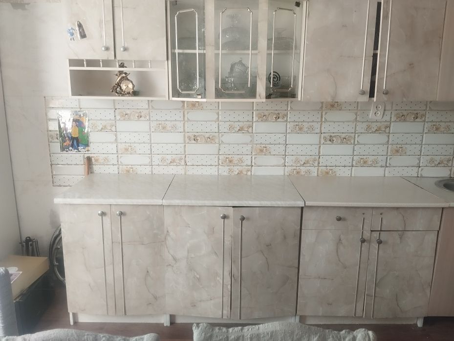 Б/у. Продается Кухонный