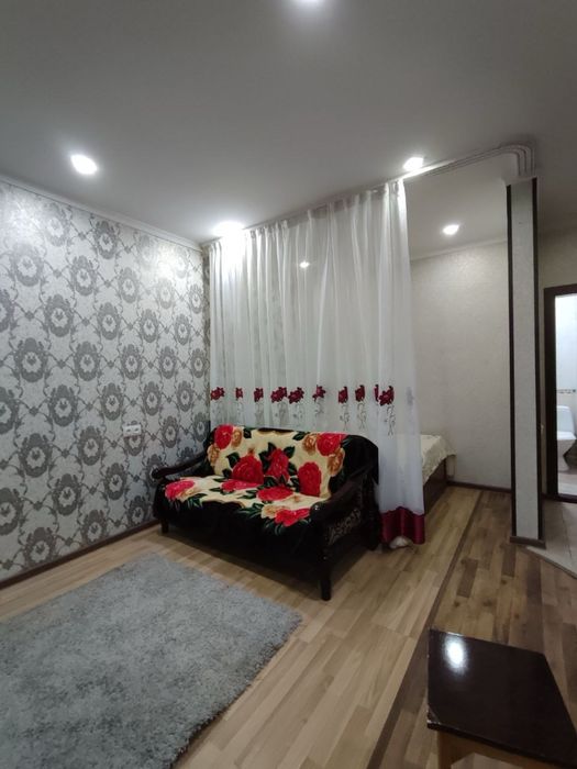 Сдается 1 комнатная квартира на Дархане. $400 первый этаж