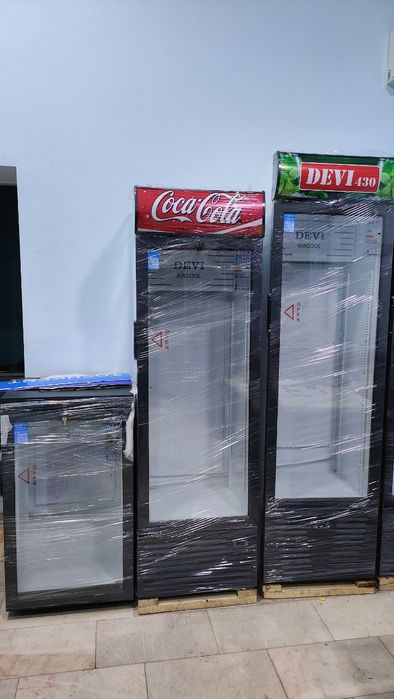 Акция !!! Продаются витриные холодильники .