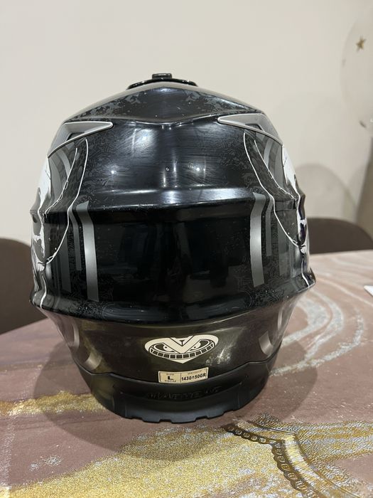 Кросова каска Madhead