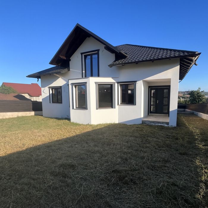 Casa de vanzare Scheia
