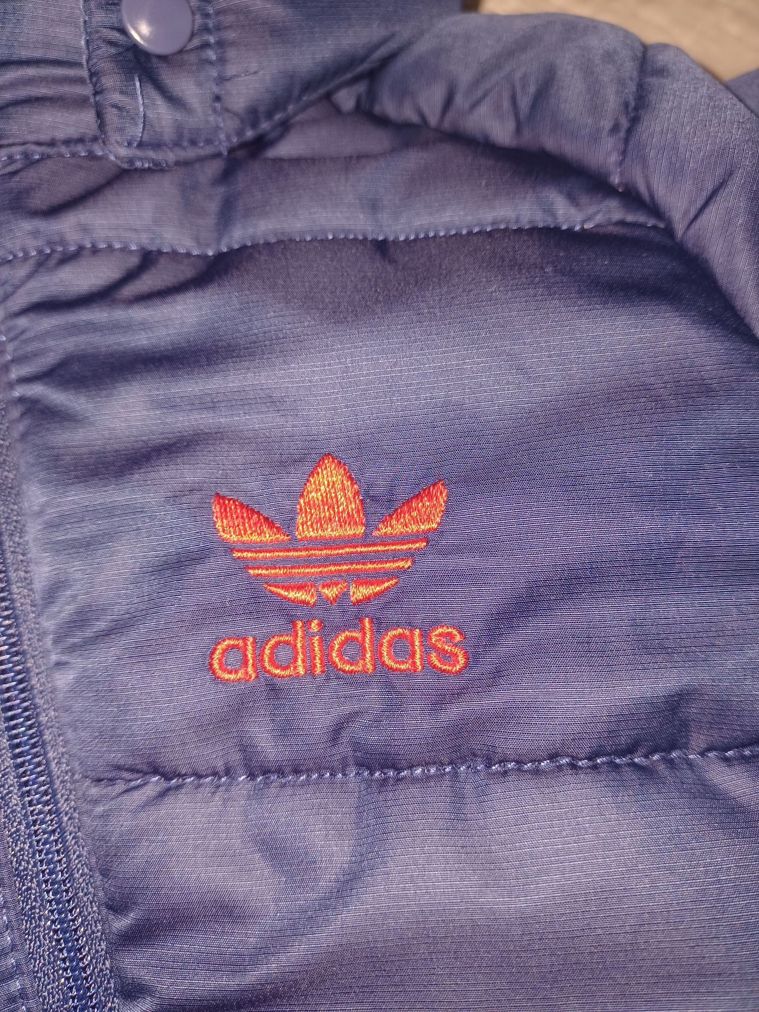 Космонавт ADIDAS