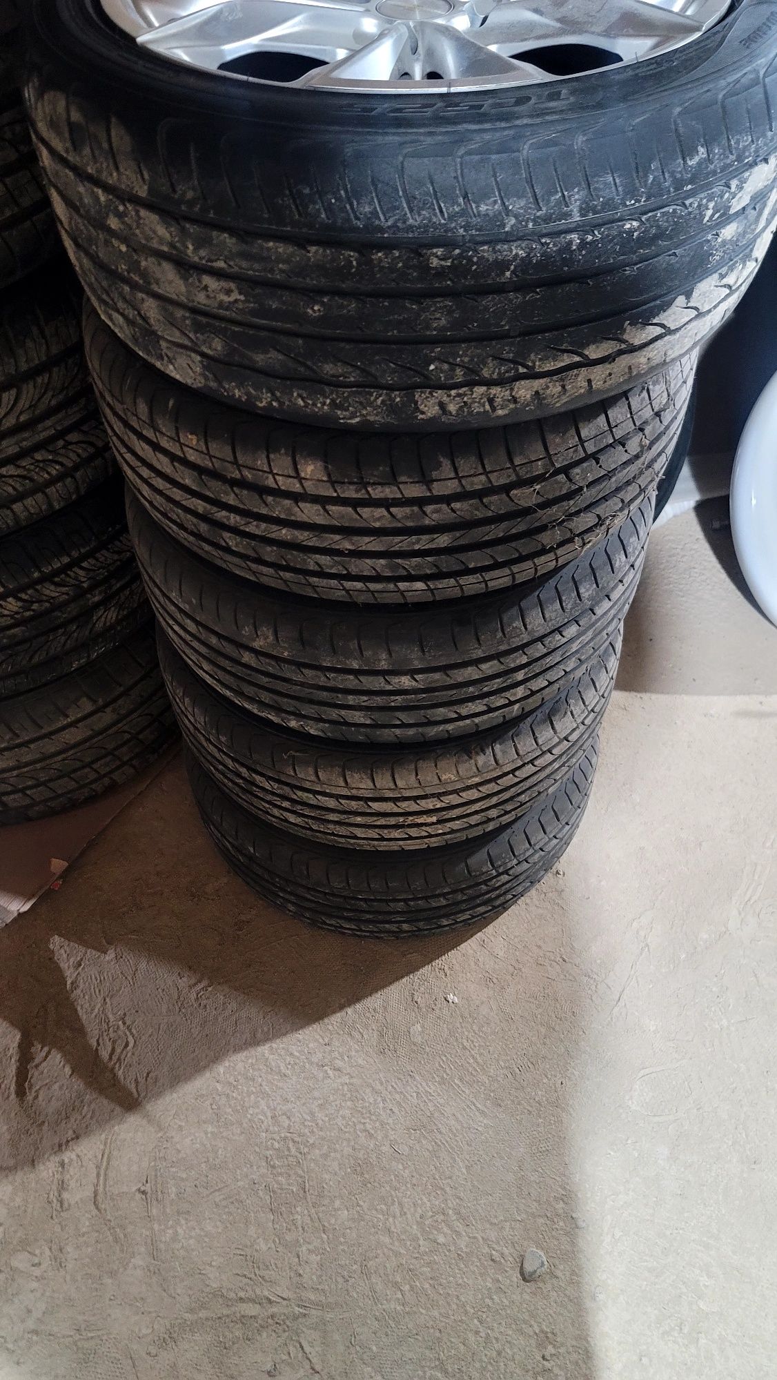 Lacetti  215/45/r17