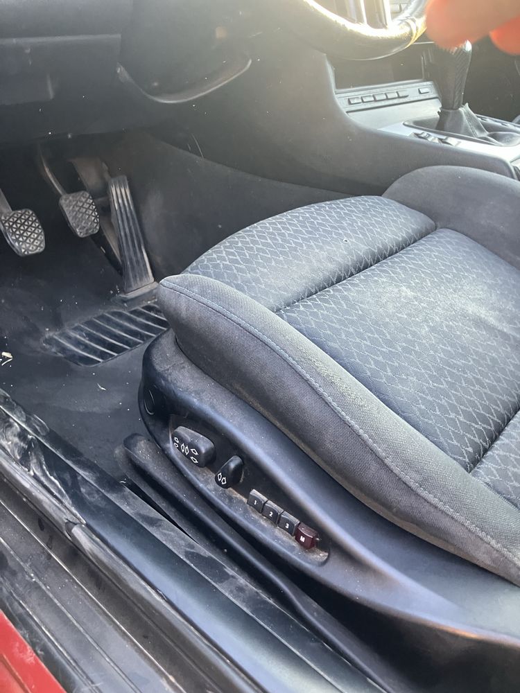 BMW 320d на части