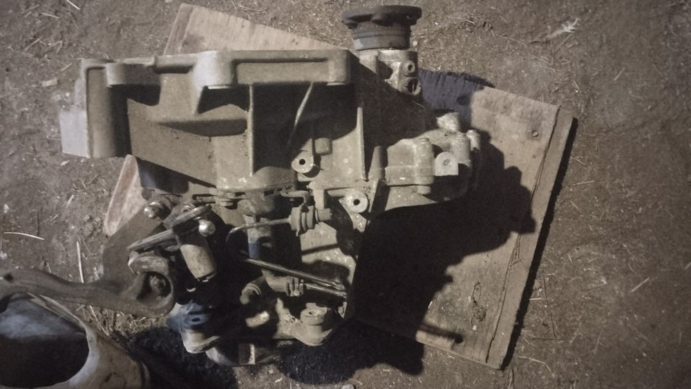 Продам МКПП для Фольксваген Поло