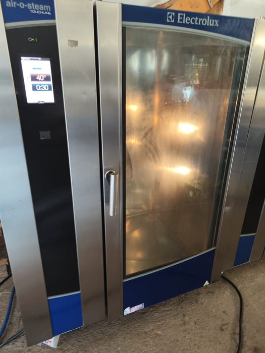 Vand cuptor Electrolux Electric 40 Tavi