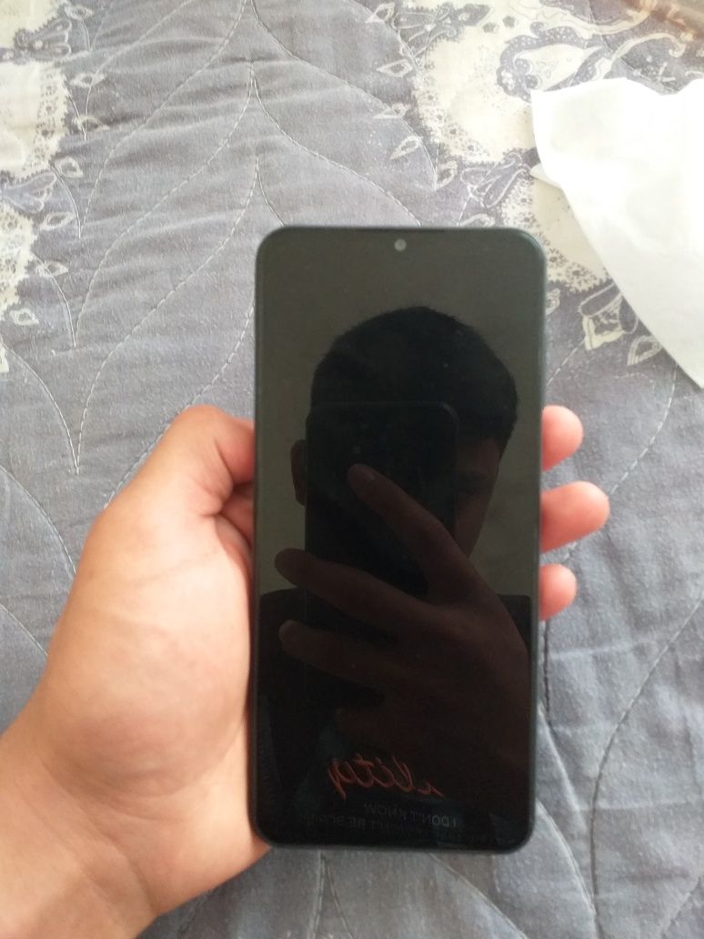 Samsung a13 karobkasi bn