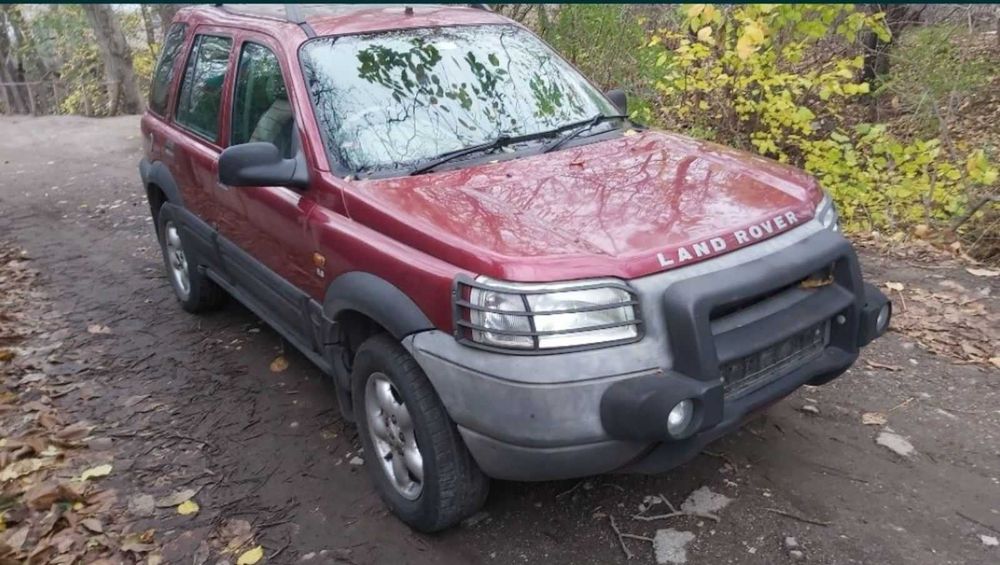 На части: Landrover Freelander