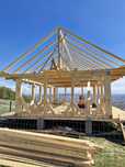 Construcții cabane și case de lemn