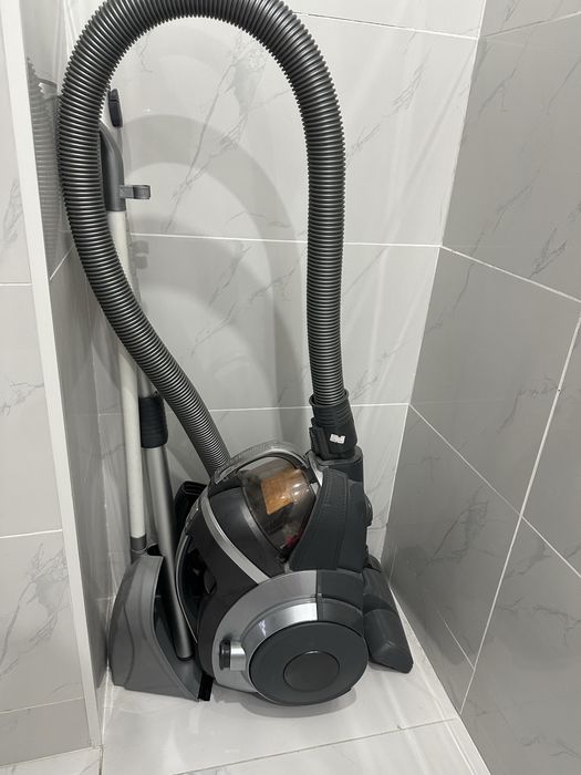 Пылесос LG. Техника.