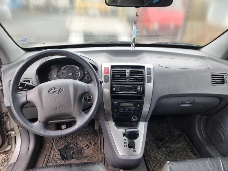 Hyundai Tucson 2.0CRDI Auto
Hyundai Tucson 2.0CRDI Automatic На части