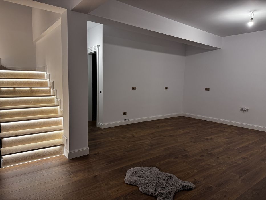 Casa de inchiriat 5 cam 3 bai nemobilata ideala sediu firma birouri