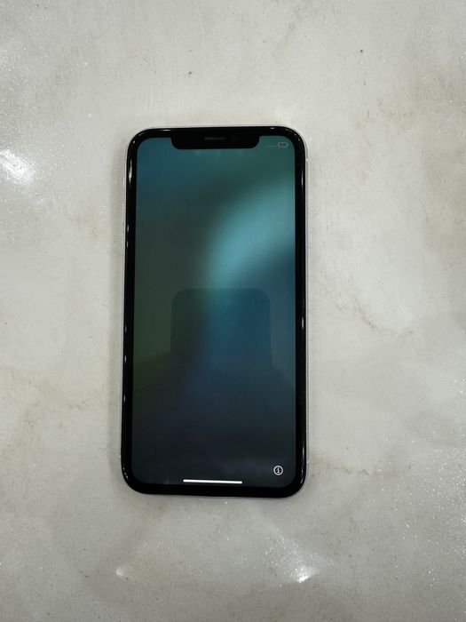 Като нов Iphone xr 128GB може и бартер