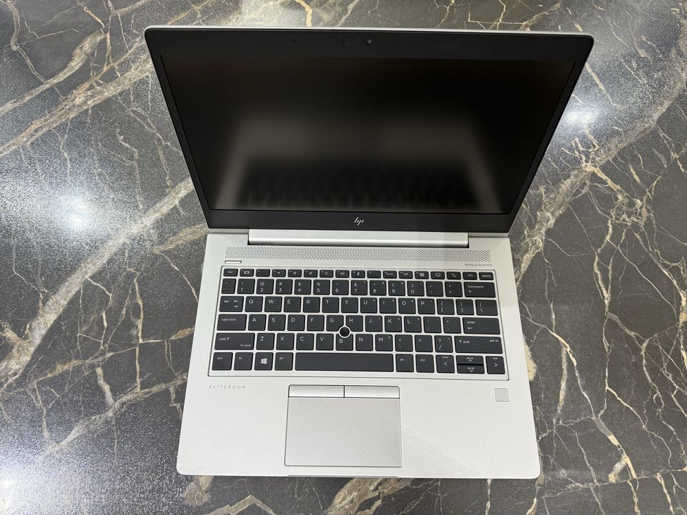 HP EliteBook 735 G6. 13,3 IPS FHD. Ryzen 5 PRO. 8/512gb