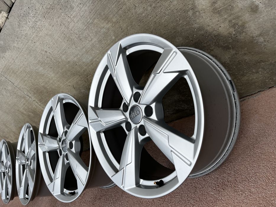 4бр лети джанти 18 цола 5х112/ет39/ц.отв.66.6/8J/за audi a6 4G/ауди А6
