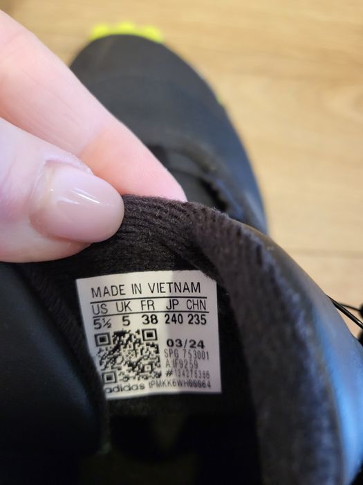 Зимни спортни боти Adidas