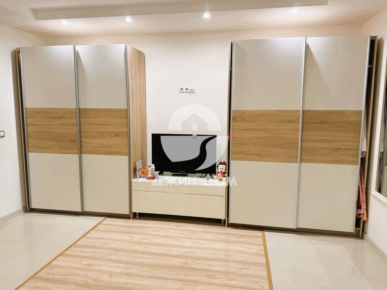 Продава се Двустаен апартамент в к.к. Слънчев бряг - 76 кв.м за 961 €/кв.м - Снимка #4