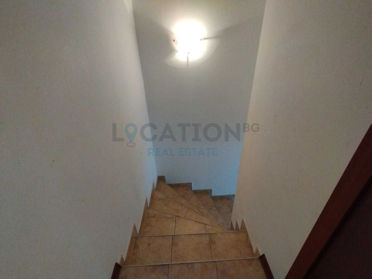 Продава се Мезонет в с. Божурец, Област Добрич - 124 кв.м за 557 €/кв.м - Снимка #7
