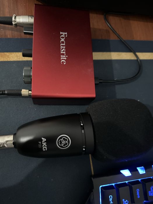 Продам focusrite akg микрофон