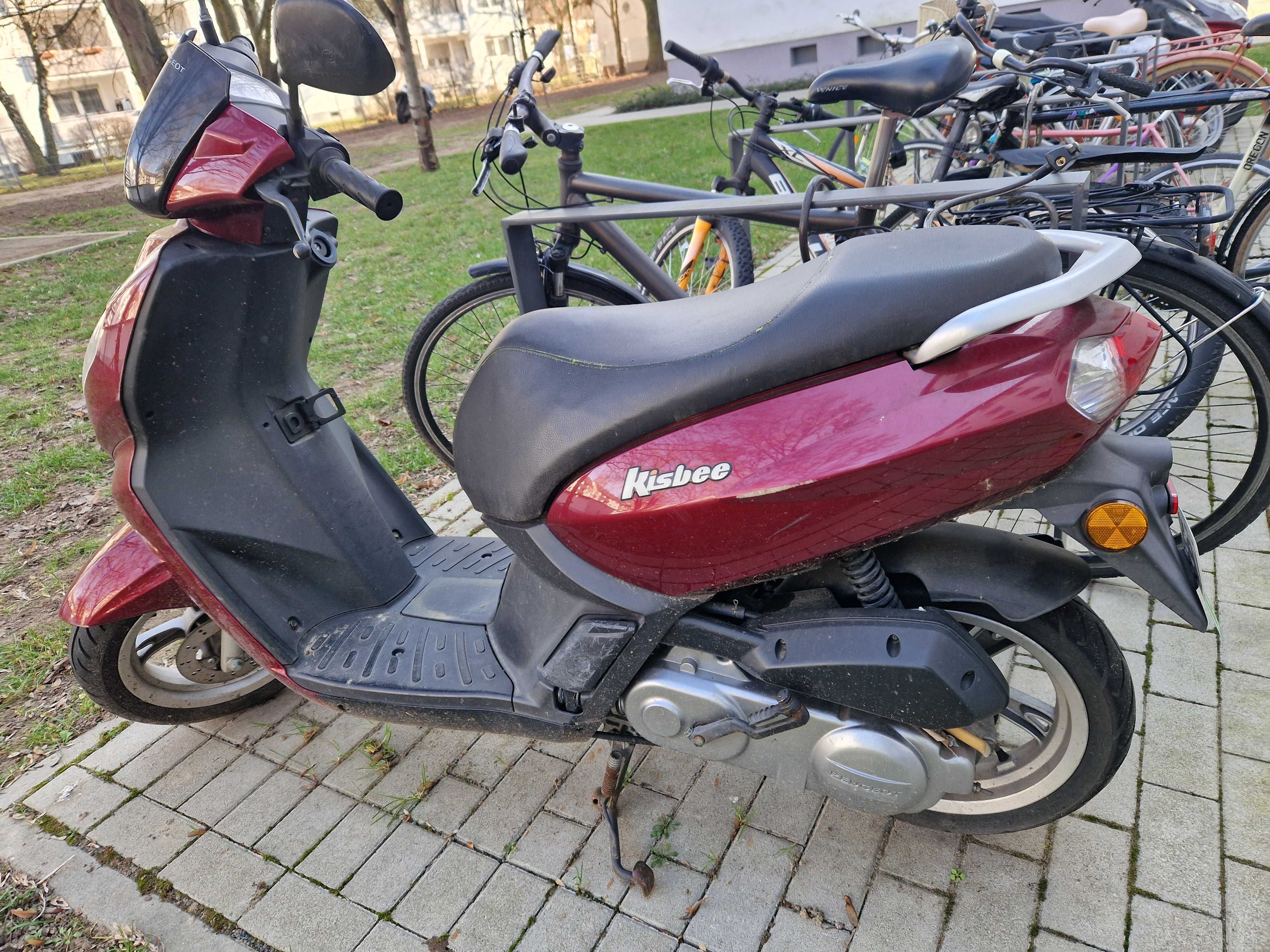 Peugeot Kisbee 50" !!!