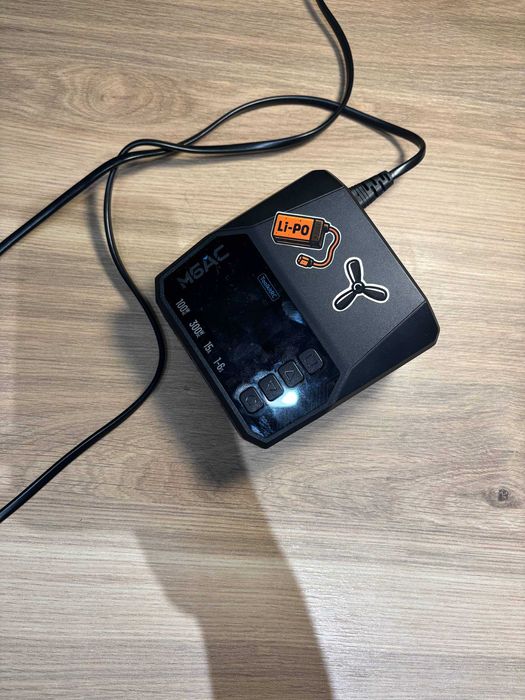 FPV дрон с комплектом