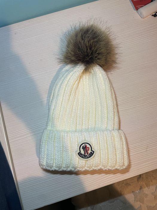 caciula Moncler dama